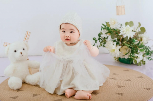 南漳宝宝几个月抬头